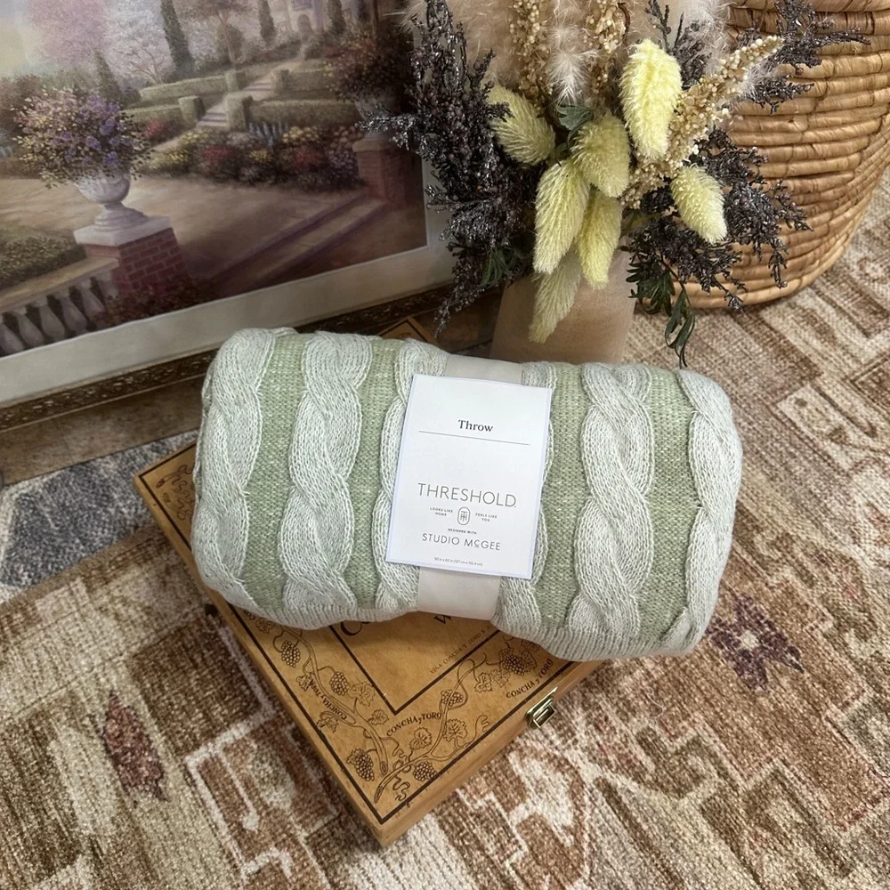 New Threshold Twisted Cable Knit Throw Blanket Green Cream Studio McGee 50x60”
